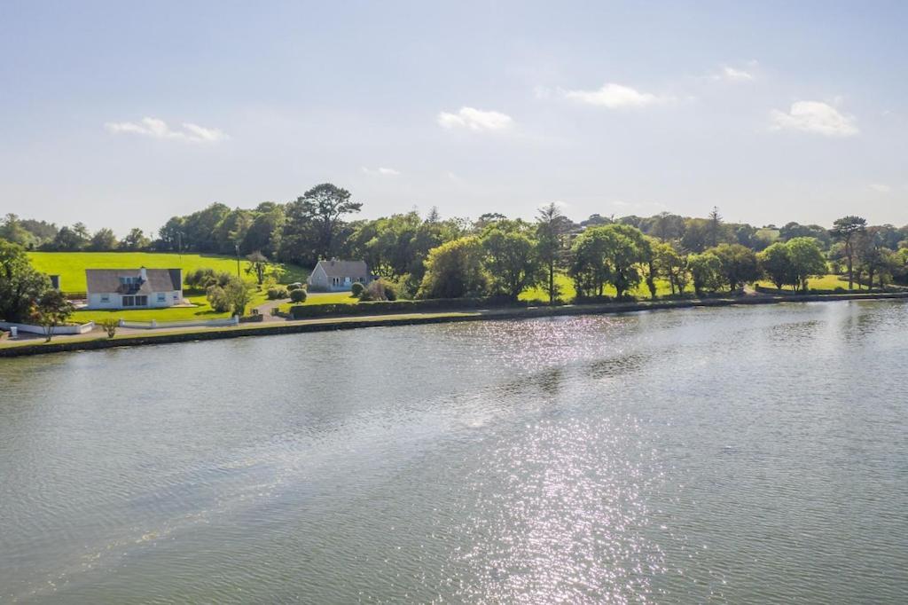 2 Bed Waterfront Property - Close To Courtmacsherry Cork Zewnętrze zdjęcie